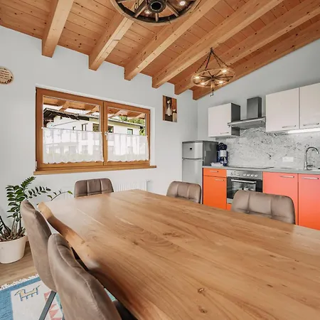 Han/Misafirhane Leiter's Hoamatl